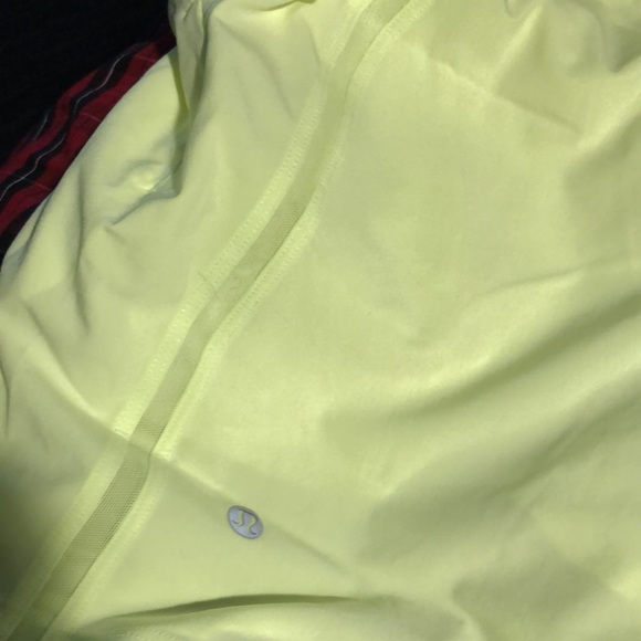 lululemon (L) Pace Breaker Lined Short 7" - Picture 9 of 14